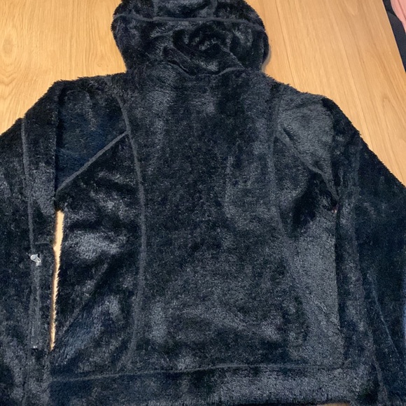 The north face plush hoodie - Picture 8 of 8